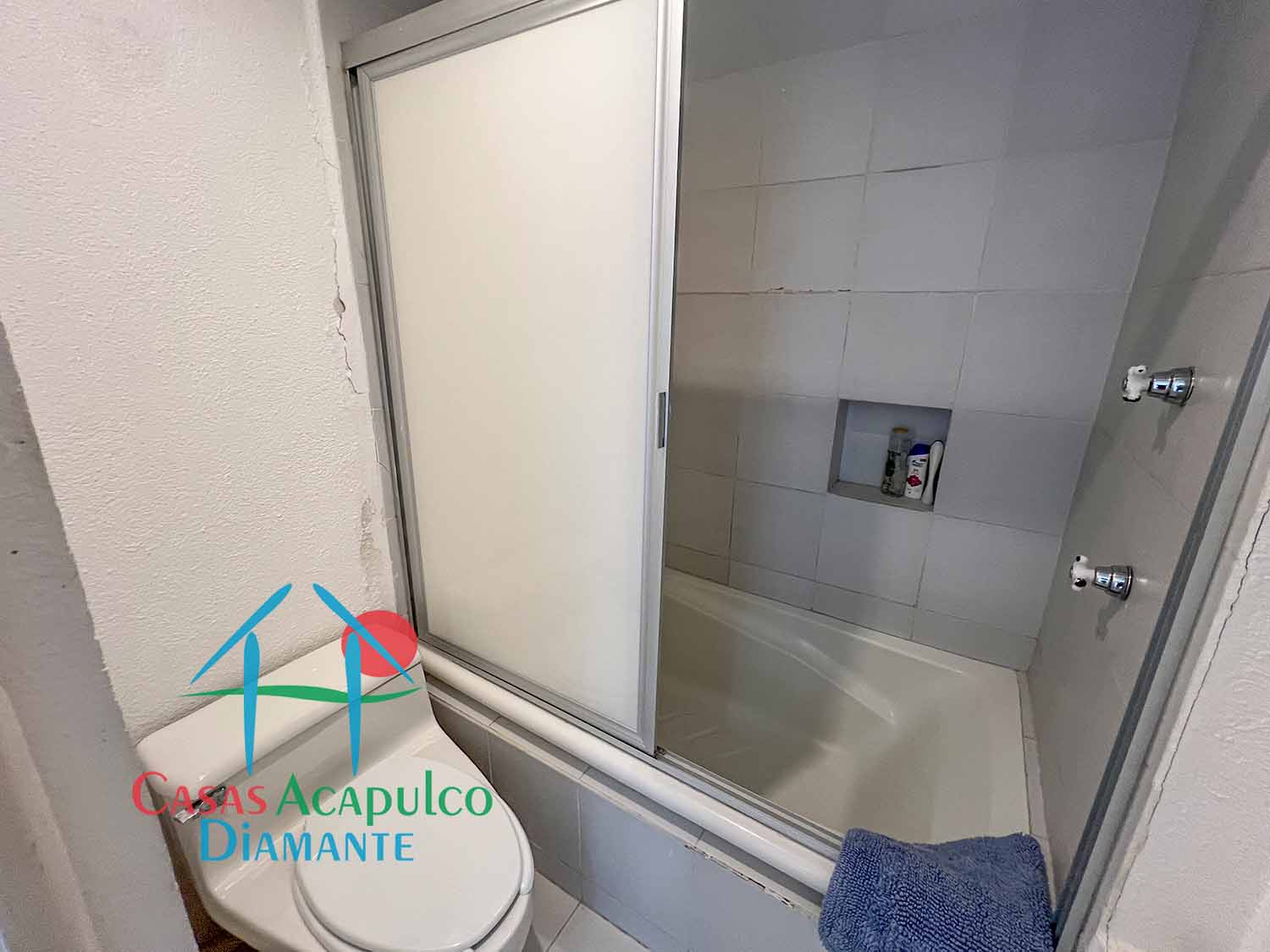 Brisas Diamante T6 183 - Baño completo 2